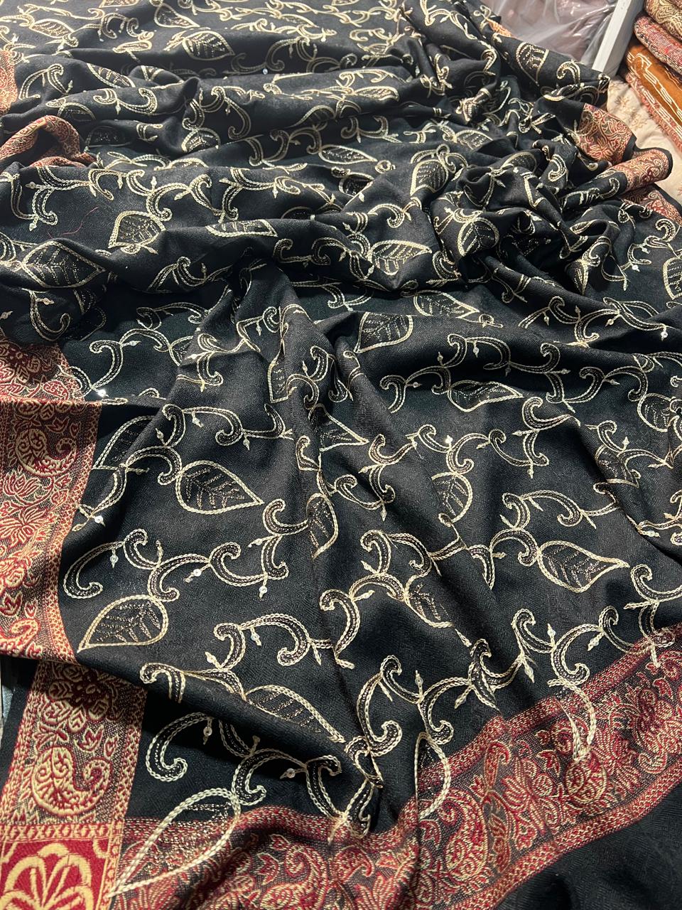 PREMIUM WINTER WOOL SHAWL